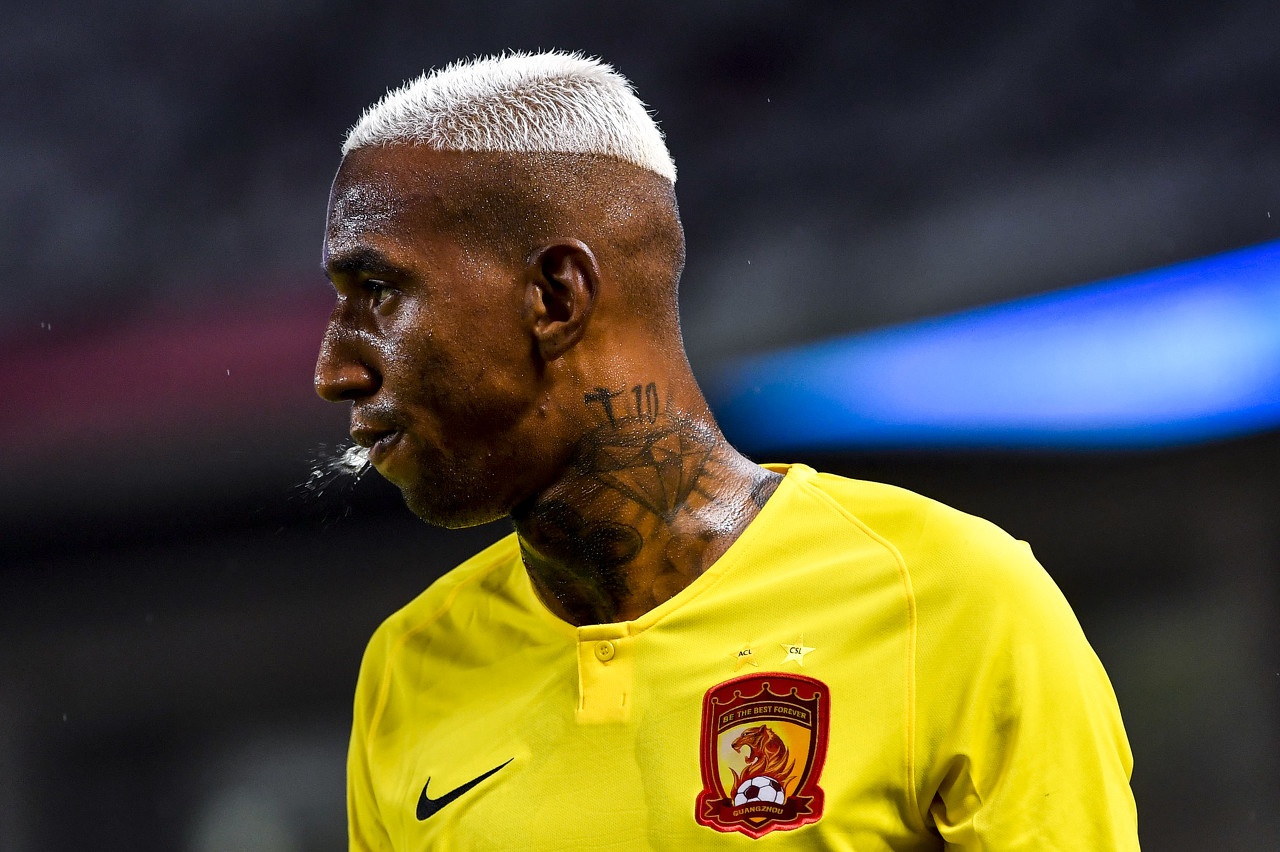 爱游戏娱乐-包含阿尔希拉尔连续不败,争冠形势一片大好的词条