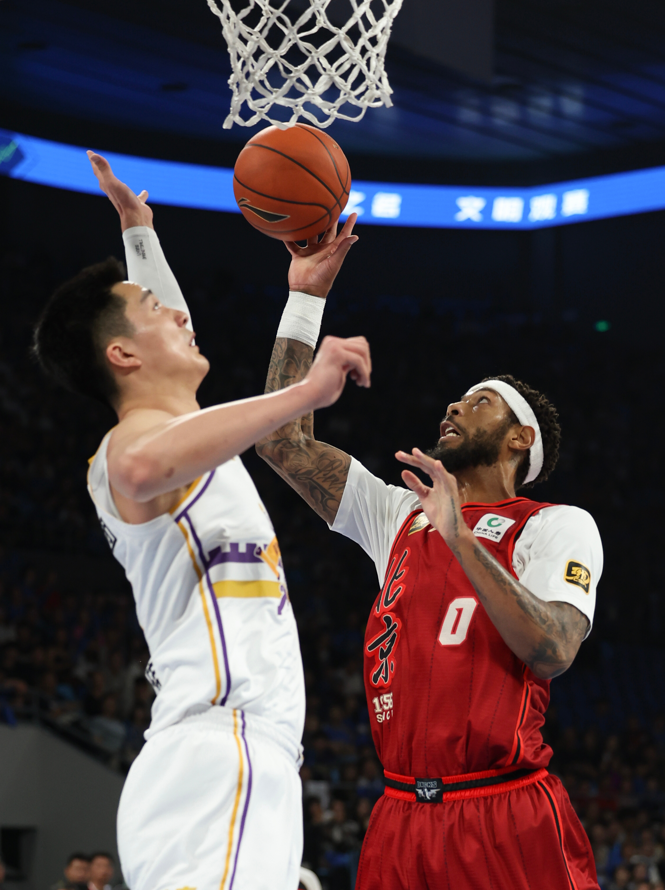 爱游戏网页版登录入口-北京队爆发神级表现,全国篮球锦标赛被彻底压制,绝杀的简单介绍