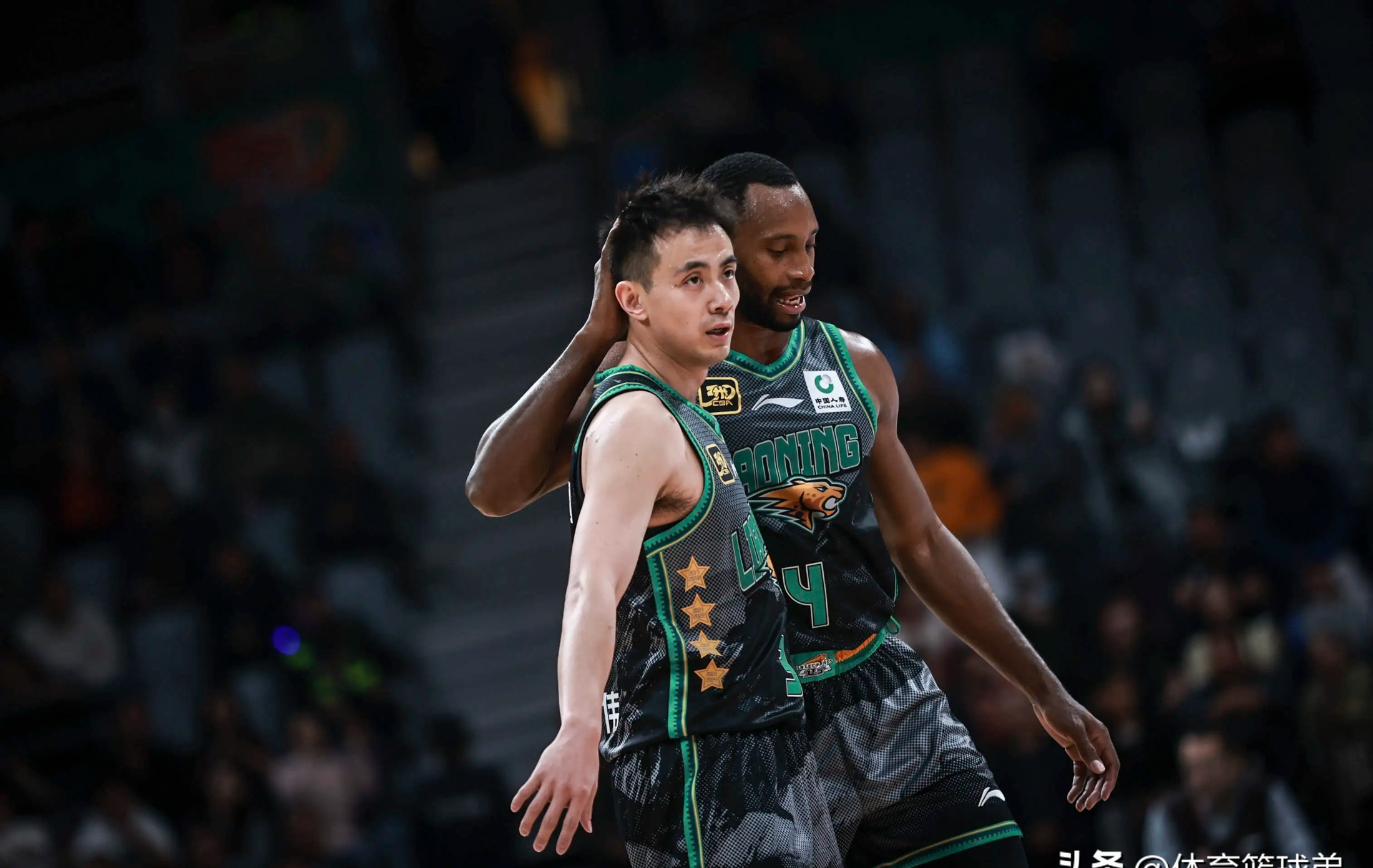 爱游戏注册-包含球队备战目标明确:核心球员角色重要性日增的词条