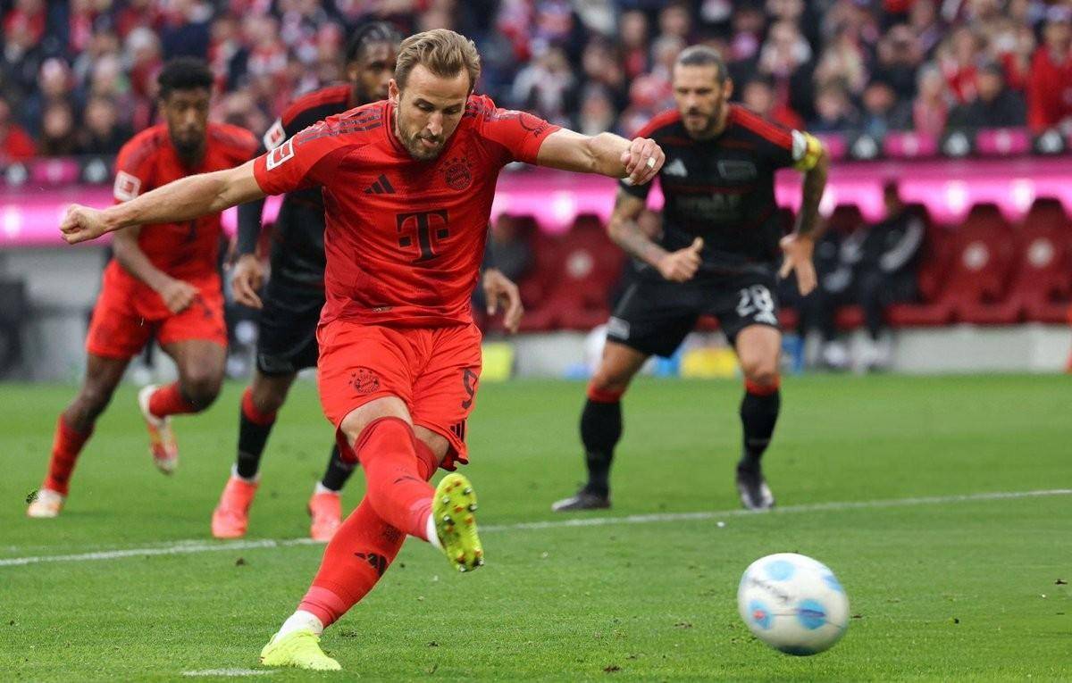 爱游戏在线登录-拜仁慕尼黑门将神勇扑救,帮助球队保持全胜的简单介绍