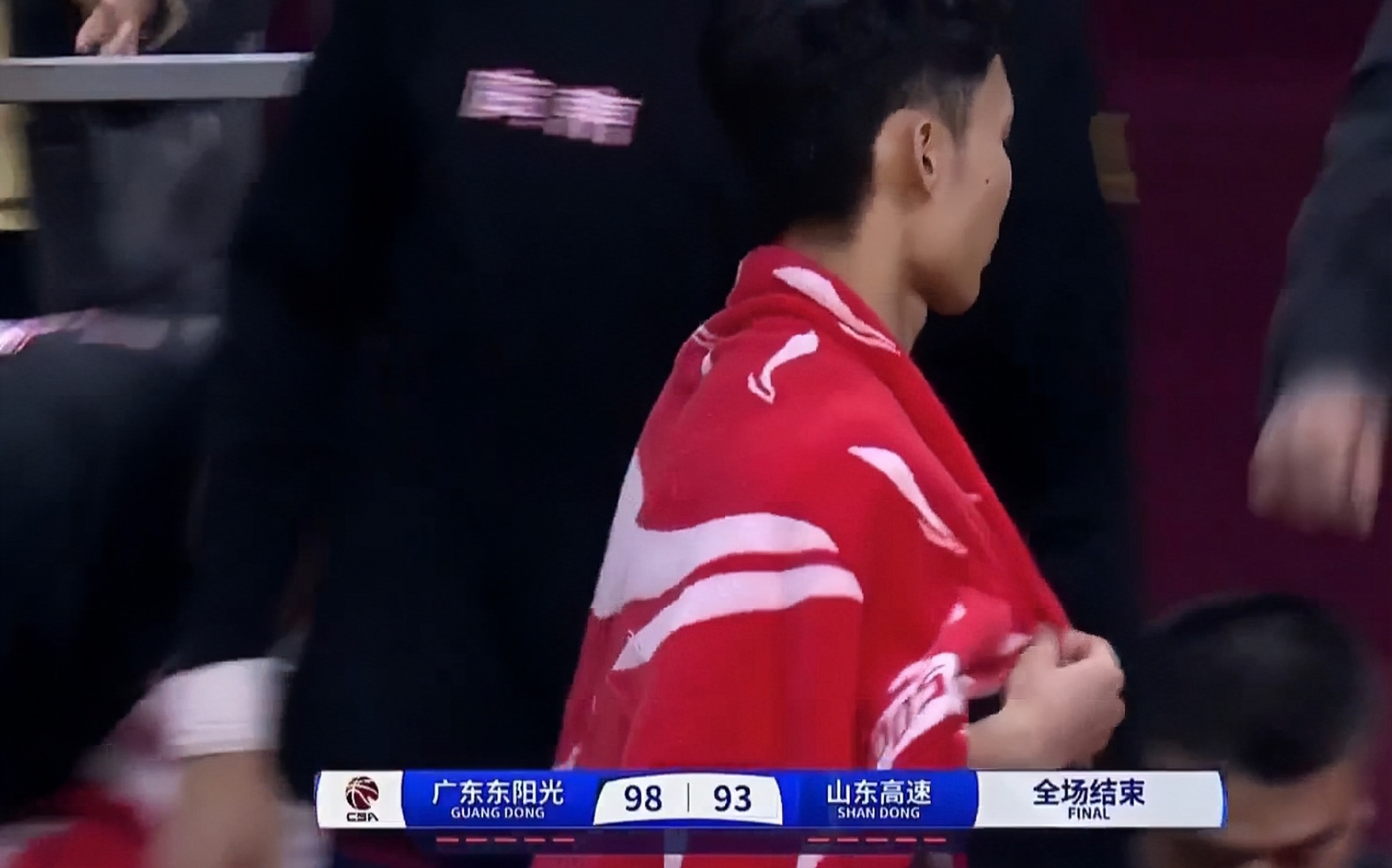 爱游戏网页版登录入口-广东男篮士气高昂轻松取胜山东队