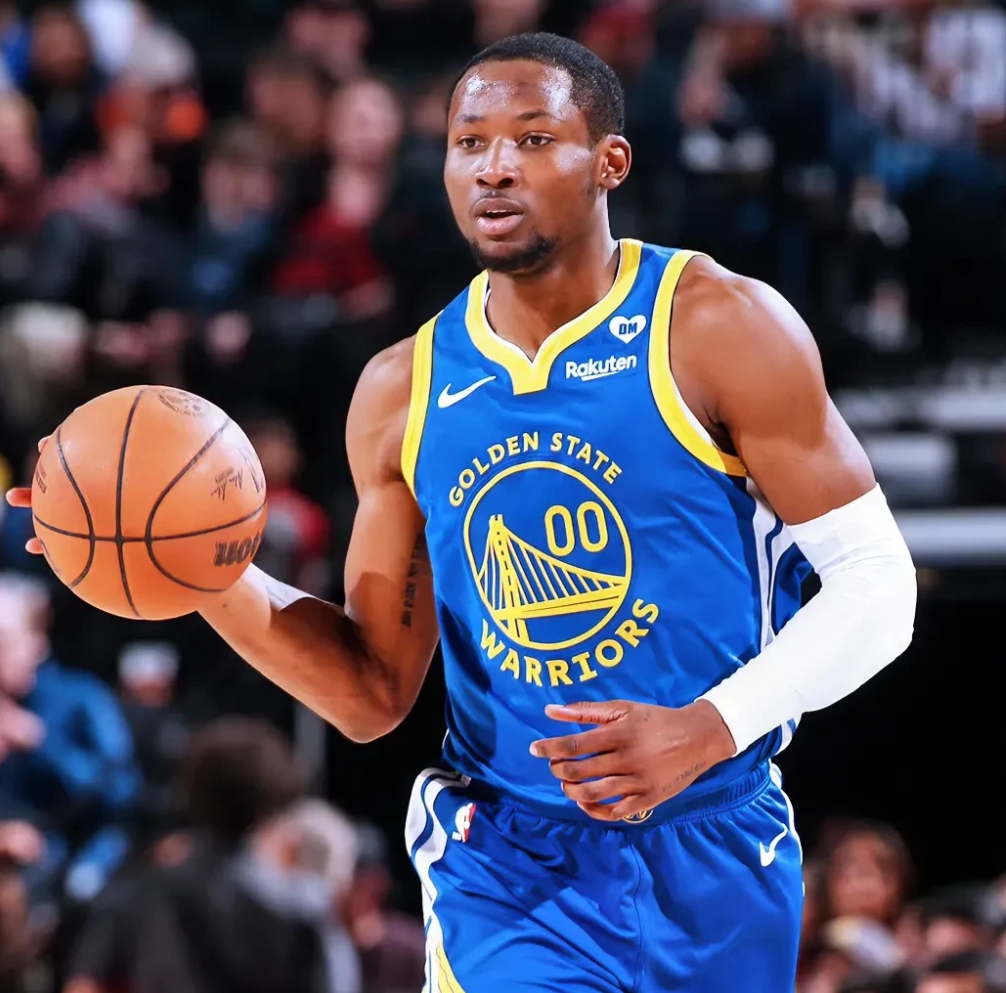 爱游戏平台-球队赛季目标再次提升引发期待