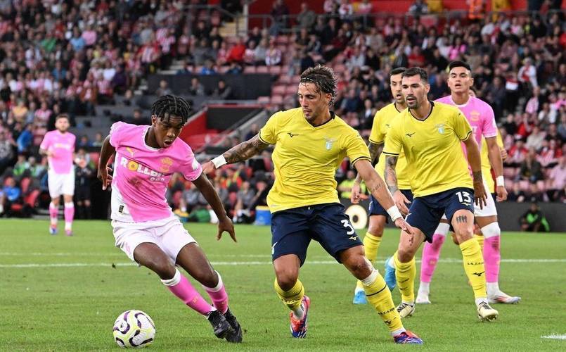 爱游戏网站-包含新赛季开幕战点燃战火,欧洲联赛再次掀起热潮!的词条