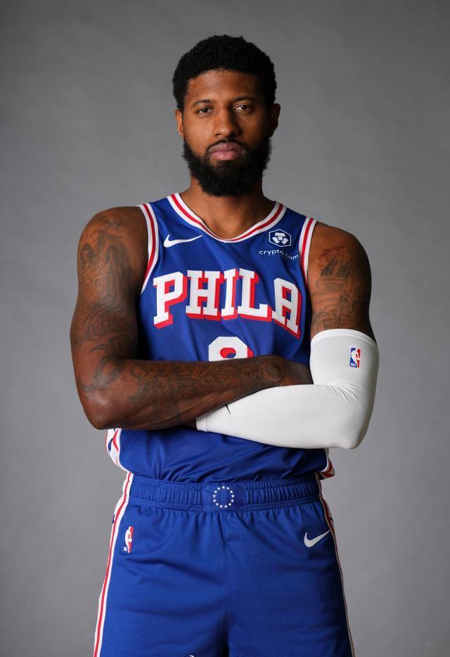 爱游戏官方-篮网击败76人,继续领跑东部联盟