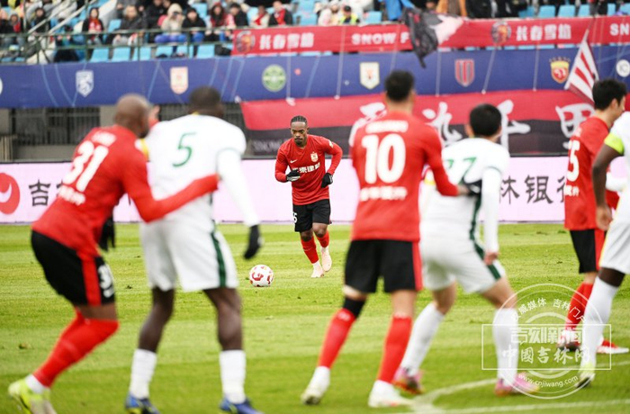 爱游戏app下载地址-长春亚泰对阵大连实德:亚泰-战胜实德的简单介绍