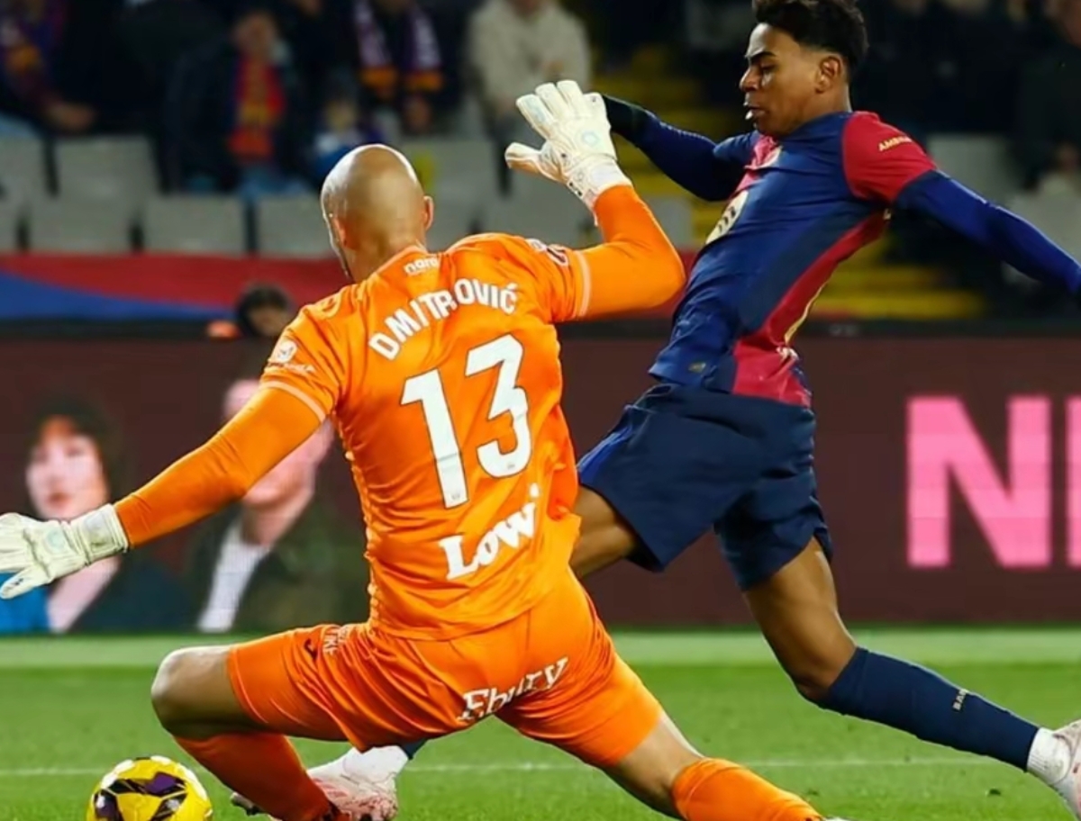 爱游戏下载-埃弗顿前锋连进两球,制胜关键一战战胜领头羊的简单介绍